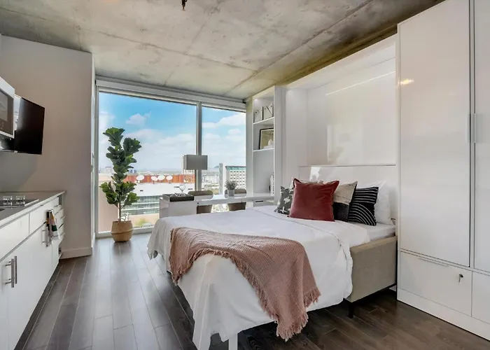 Apartment Boulevard Highrise Stu Sky Pool Gym 38 Phoenix